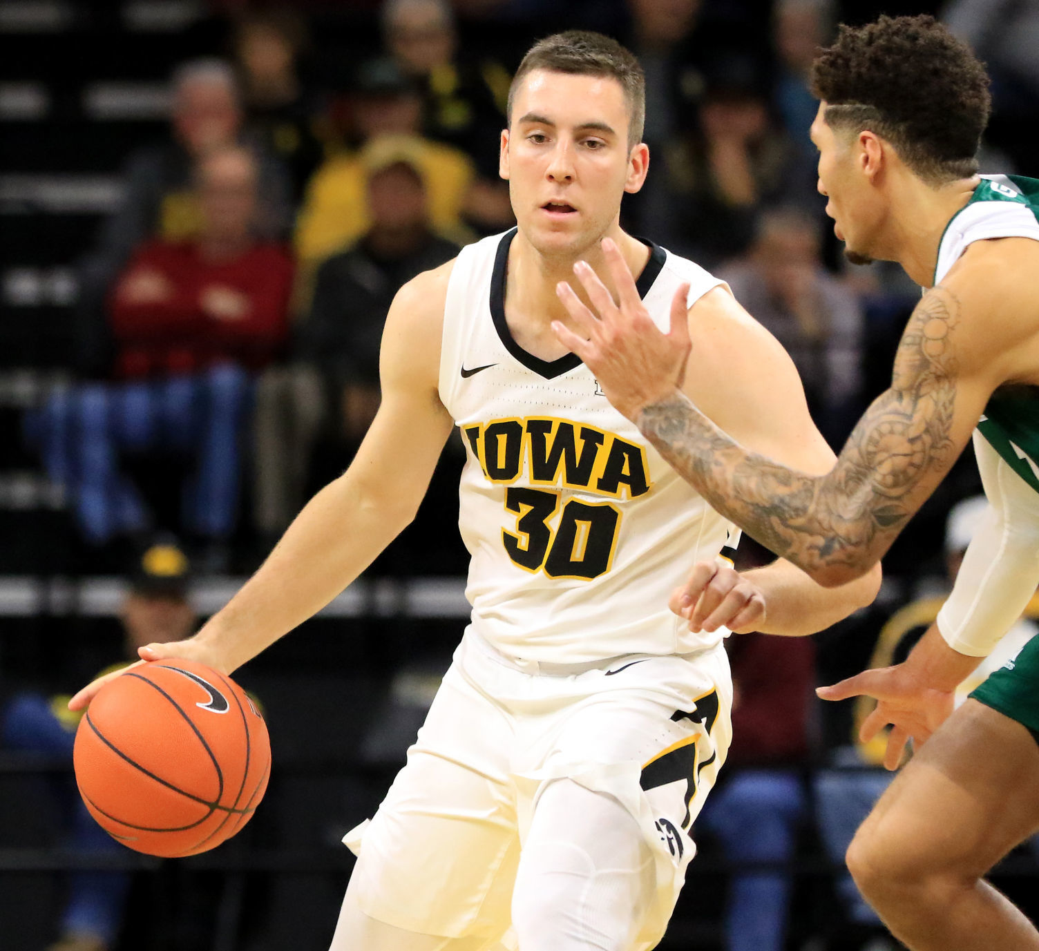 111118-Iowa-bb-012